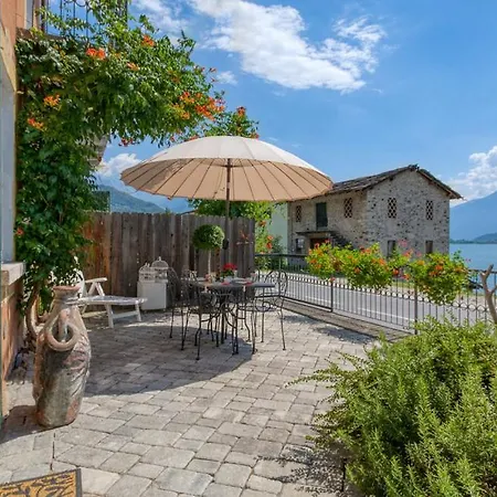 My Holiday- House La Gemma Апартаменты Джера-Ларио