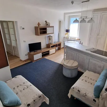My Holiday- House La Gemma Апартаменты Джера-Ларио